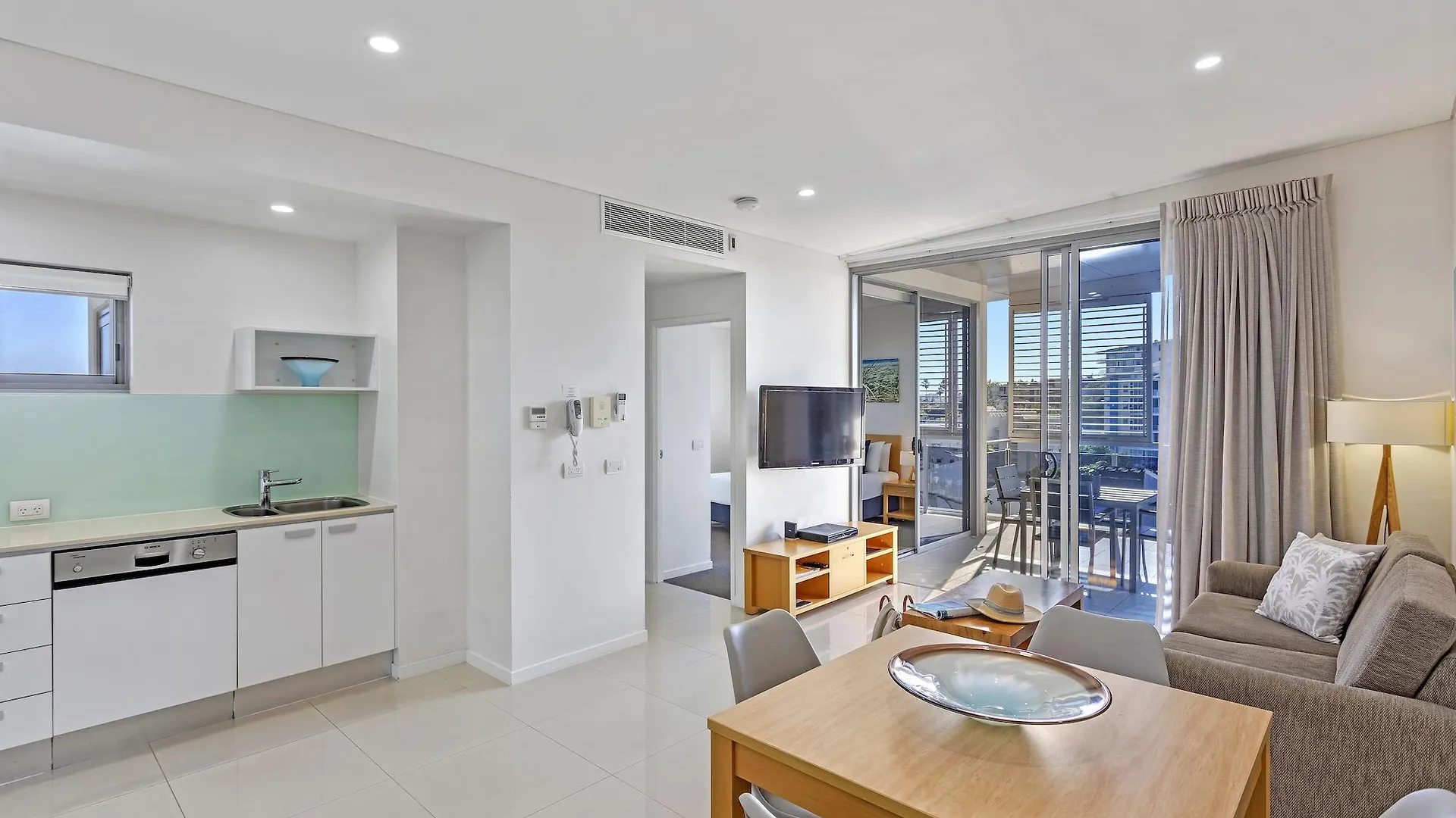 Aparthotel Coco Mooloolaba 4*,